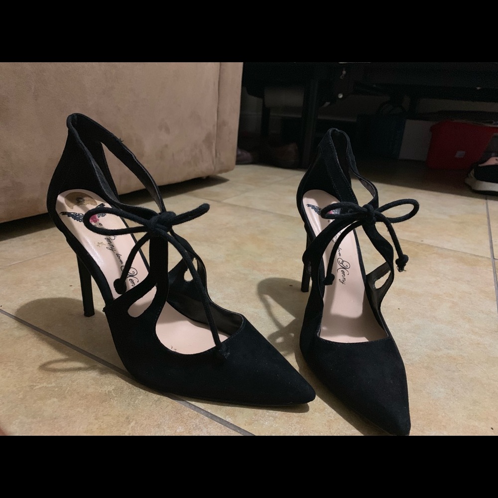 Penny Loves Kenny Women Pump